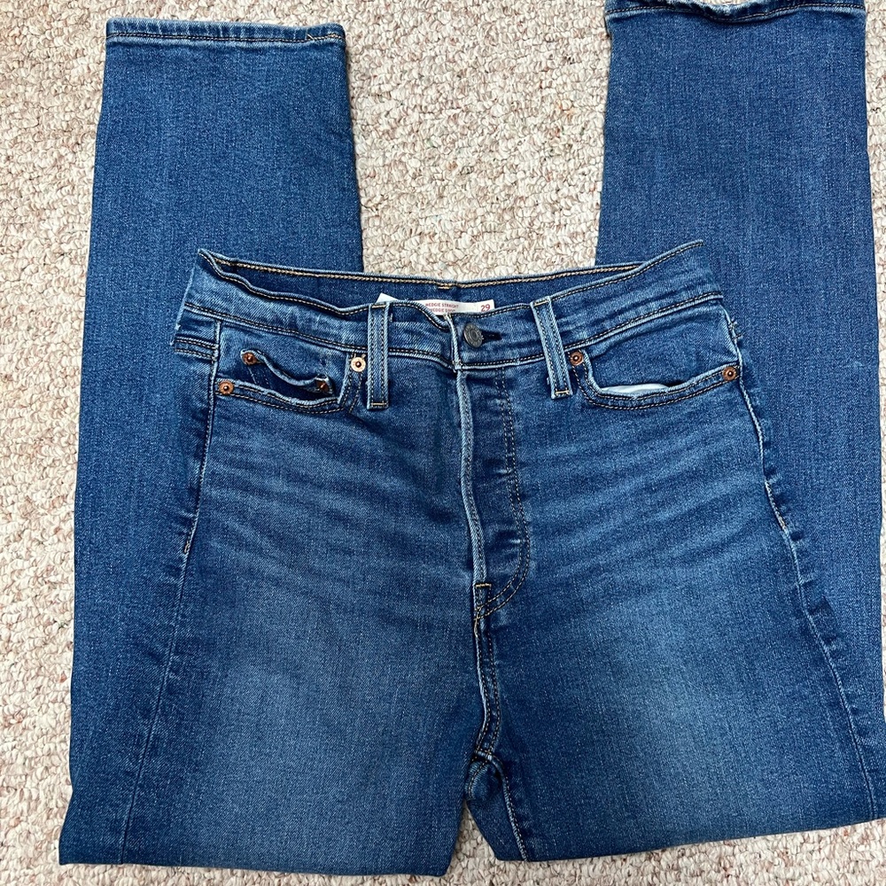Levi’s Wedgie Straight Jeans